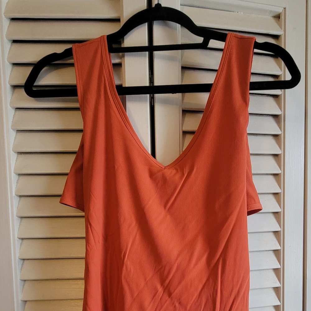 Zyia twist tank